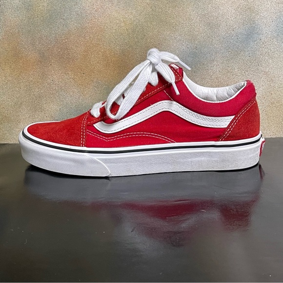 Vans Classic Red Women's Suede / Canvas Sneakers Size 7.5M - Picture 14 of 16